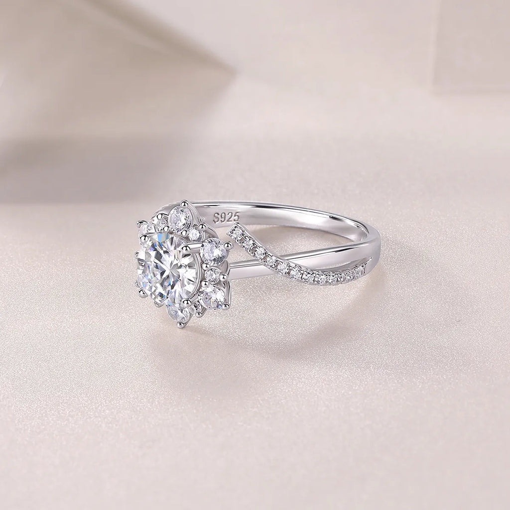 S925 Sterling Silver Flower Halo Moissanite Ring Ladies Pavé Shank Wedding Ring