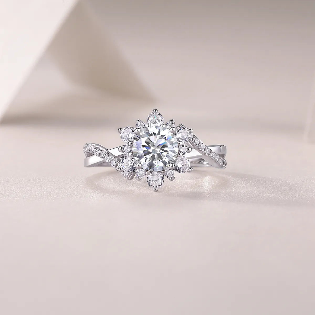 S925 Sterling Silver Flower Halo Moissanite Ring Ladies Pavé Shank Wedding Ring