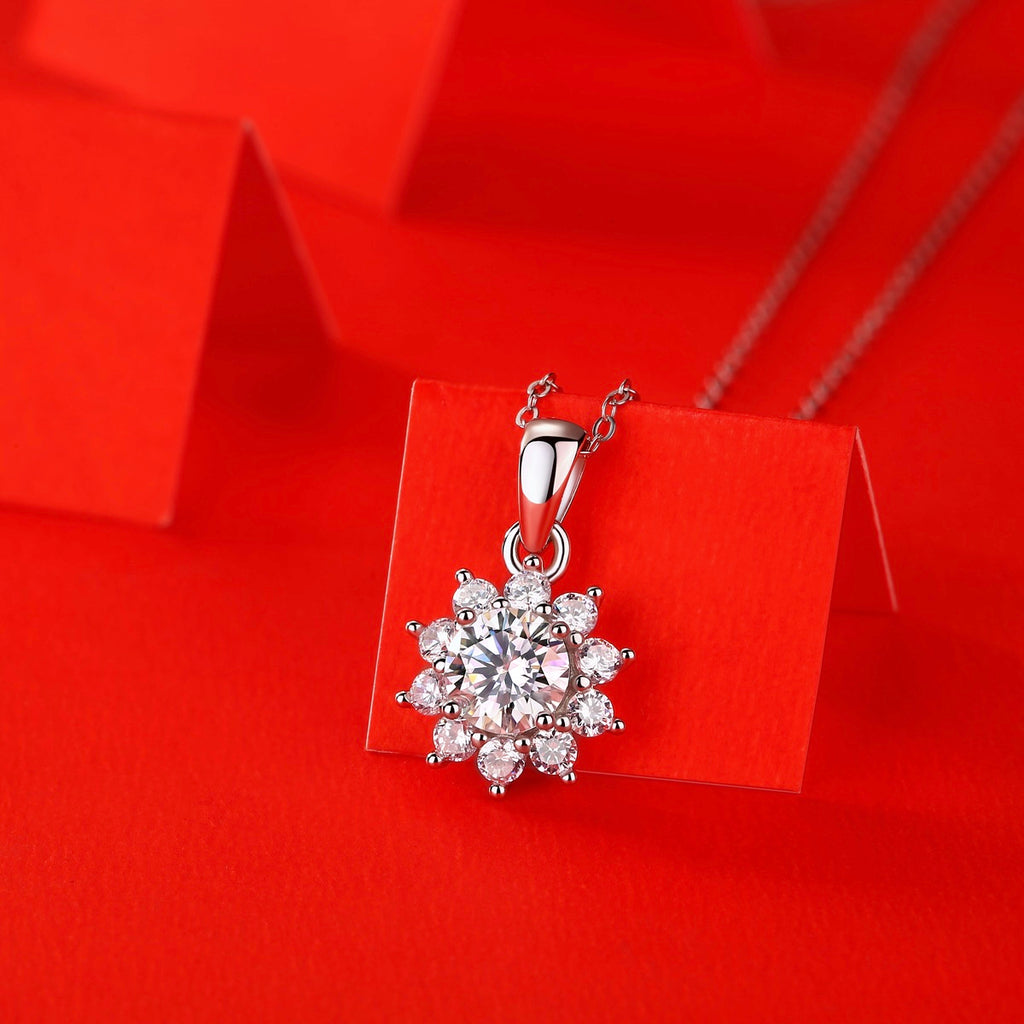 Women’s S925 Silver Snowflake Moissanite Clavicle Necklace
