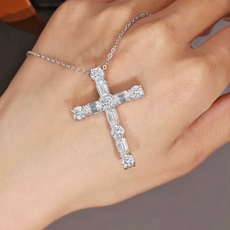 S925 Sterling Silver Cross Necklace for Women, Moissanite Pendant Necklace