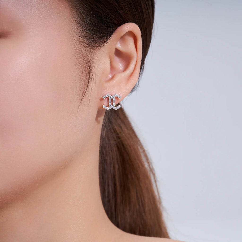 Sparkling Interlocking C‑Shaped Moissanite Stud Earrings S925 Silver for Women