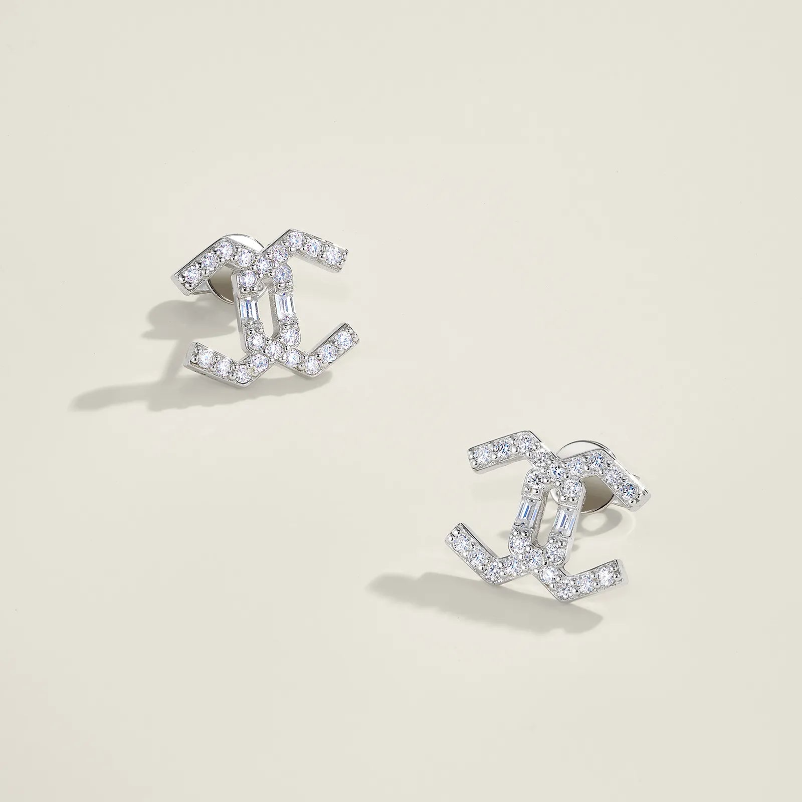 Sparkling Interlocking C‑Shaped Moissanite Stud Earrings S925 Silver for Women