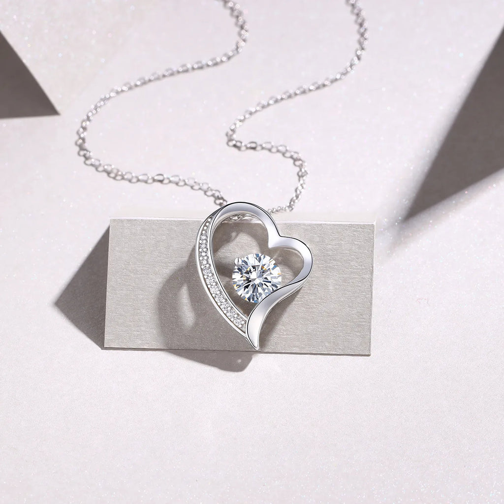 S925 Sterling Silver Heart Necklace for Women, Moissanite Pendant Necklace