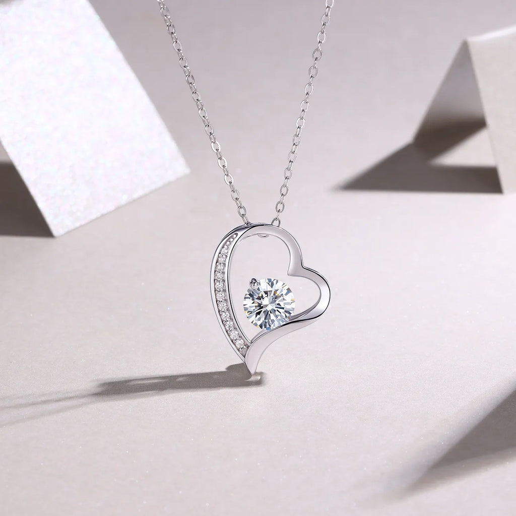S925 Sterling Silver Heart Necklace for Women, Moissanite Pendant Necklace