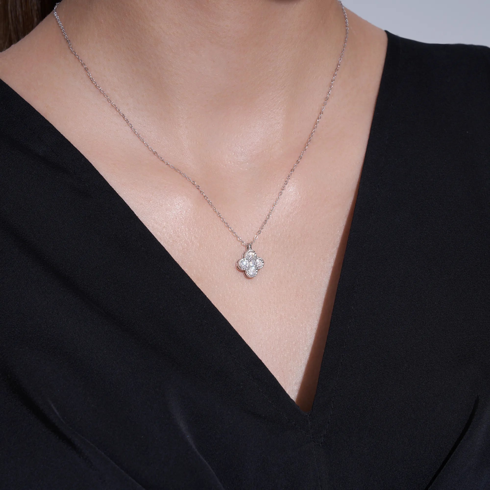 S925 Sterling Silver Four‑Leaf Clover Necklace for Women, Moissanite Pendant Necklace