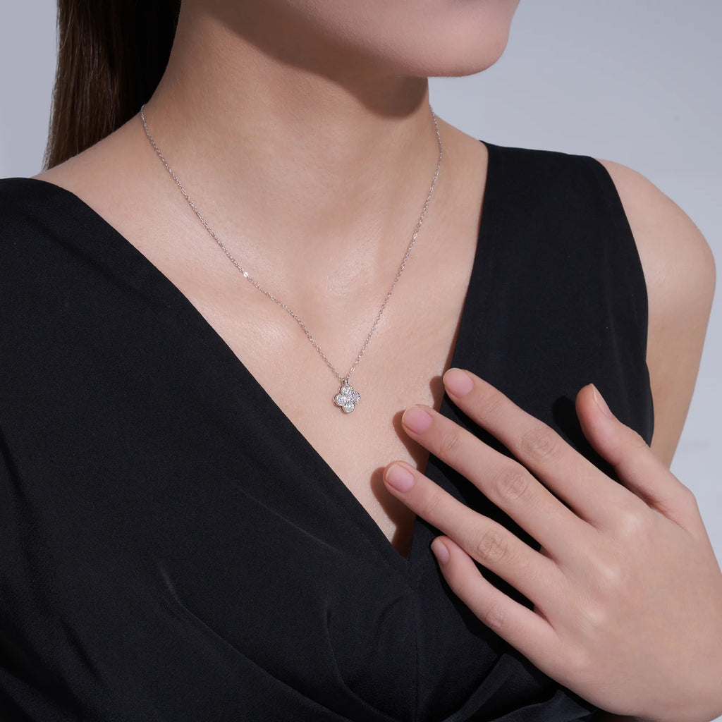 S925 Sterling Silver Four‑Leaf Clover Necklace for Women, Moissanite Pendant Necklace