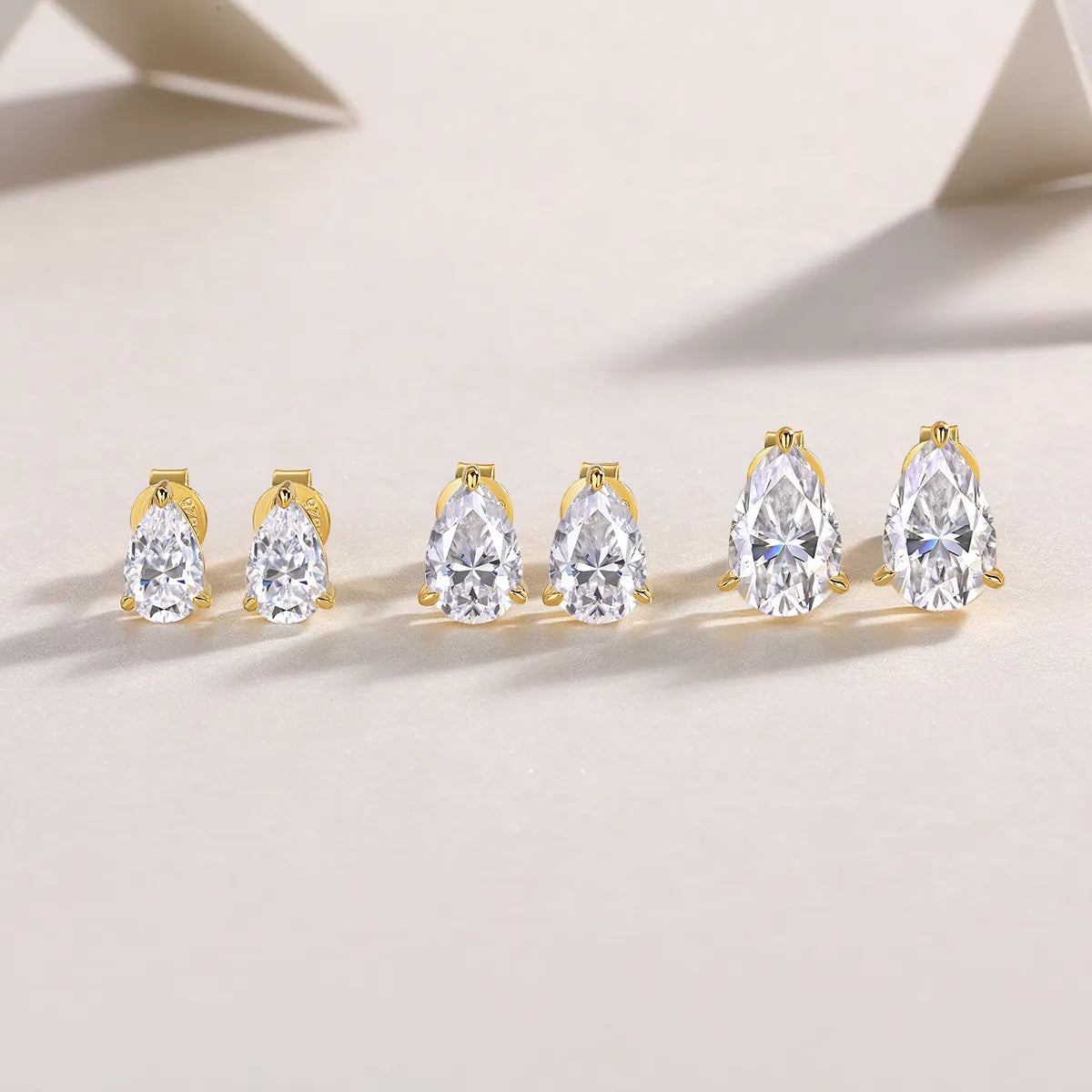 Sparkly Gold‑Toned S925 Sterling Silver Pear Shape Moissanite Stud Earrings Women Ear Jewelry